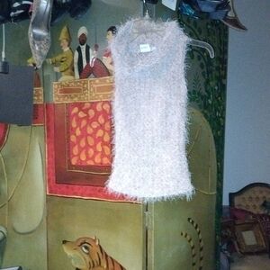 Women's Fuzzy Cream Sleeveless Top